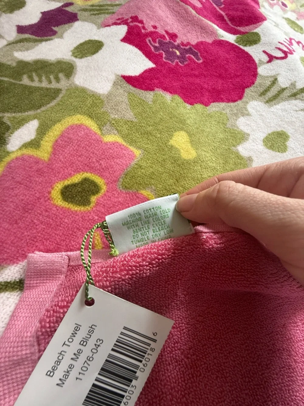NWT Vera Bradley Make Me Blush Beach Towel Retired Pattern LAST ONE!